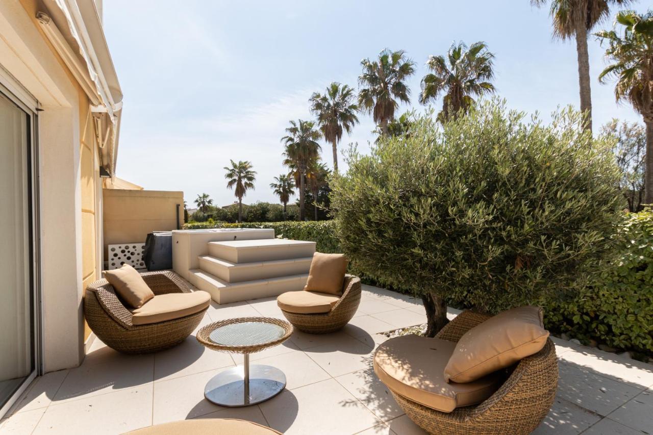 Le Palm Beach Sanary-sur-Mer Eksteriør bilde