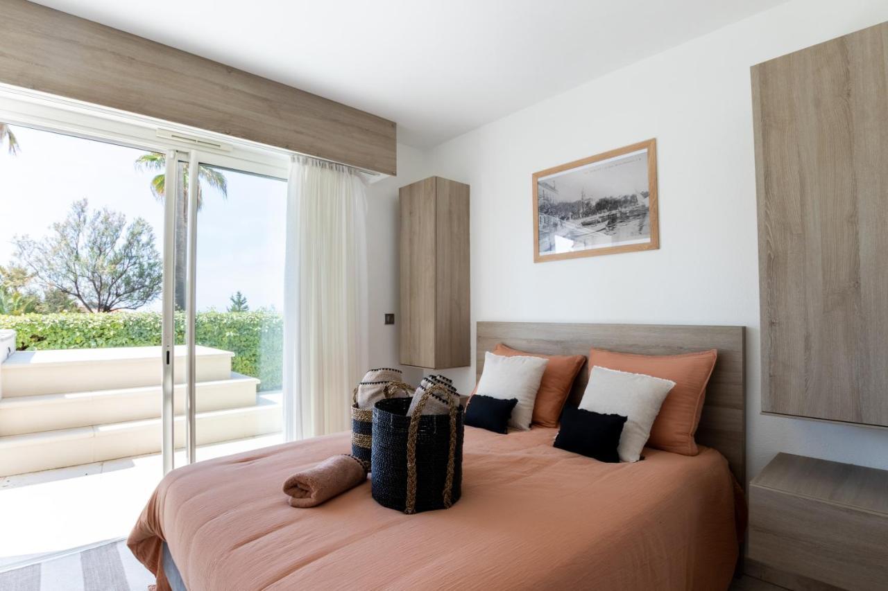 Le Palm Beach Sanary-sur-Mer Eksteriør bilde
